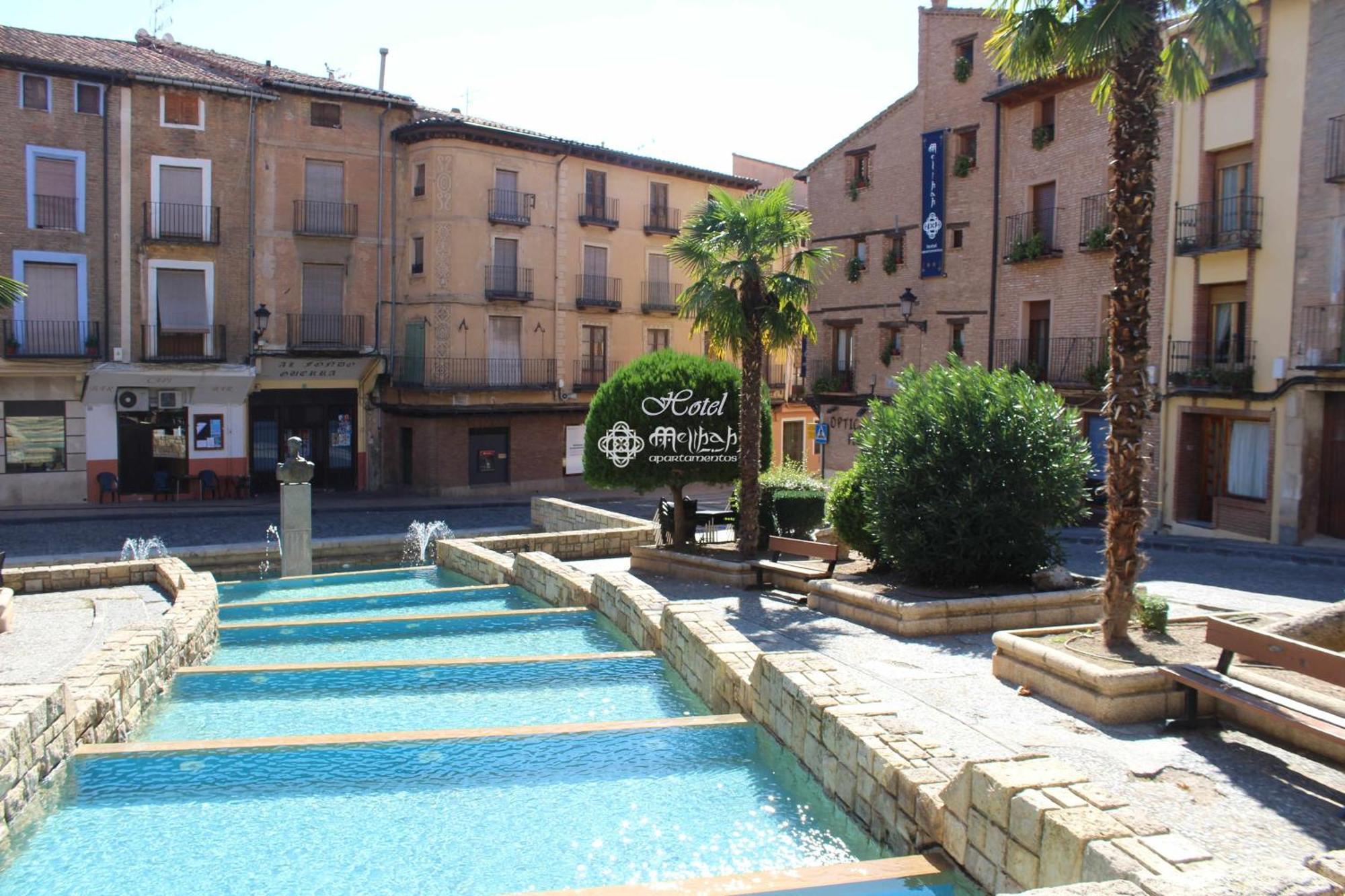 Hotel Apartamentos Melihah Daroca Exteriér fotografie