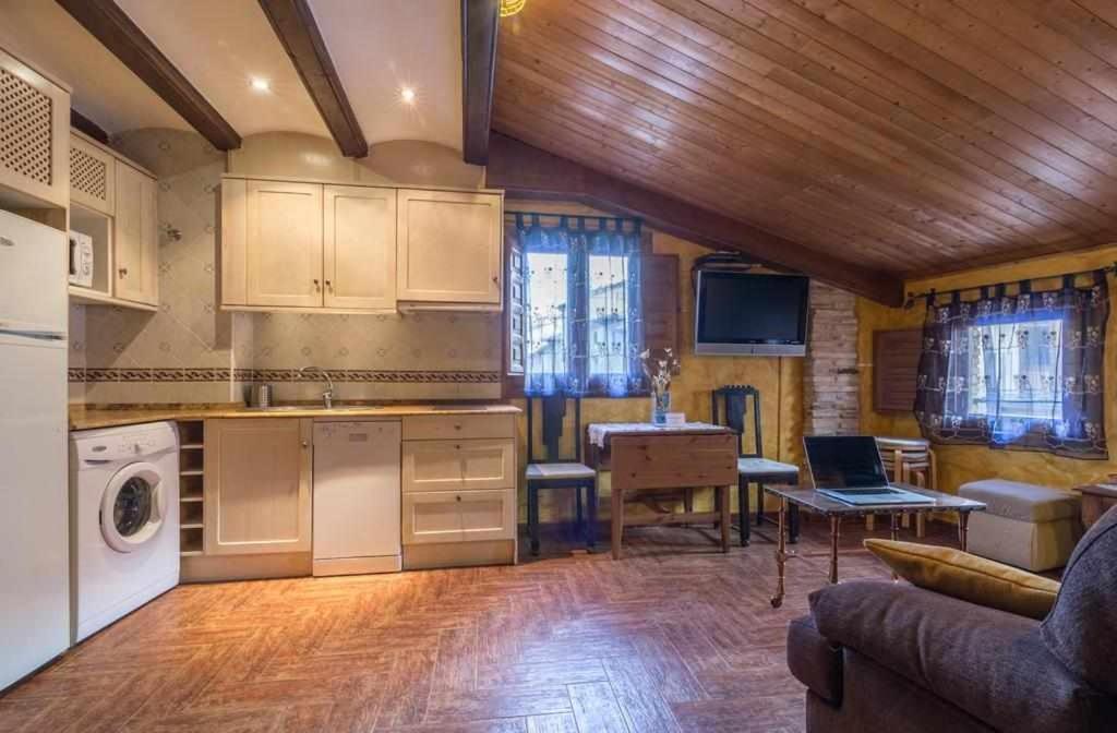 Hotel Apartamentos Melihah Daroca Pokoj fotografie